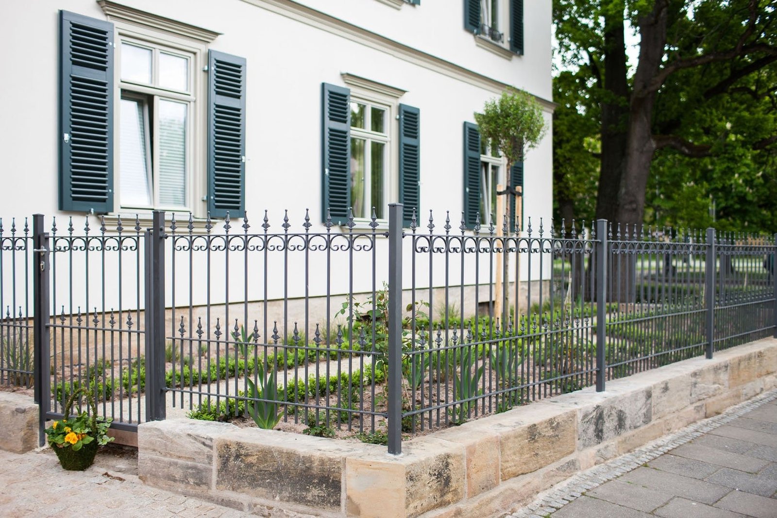 Zäune & Einfriedungen